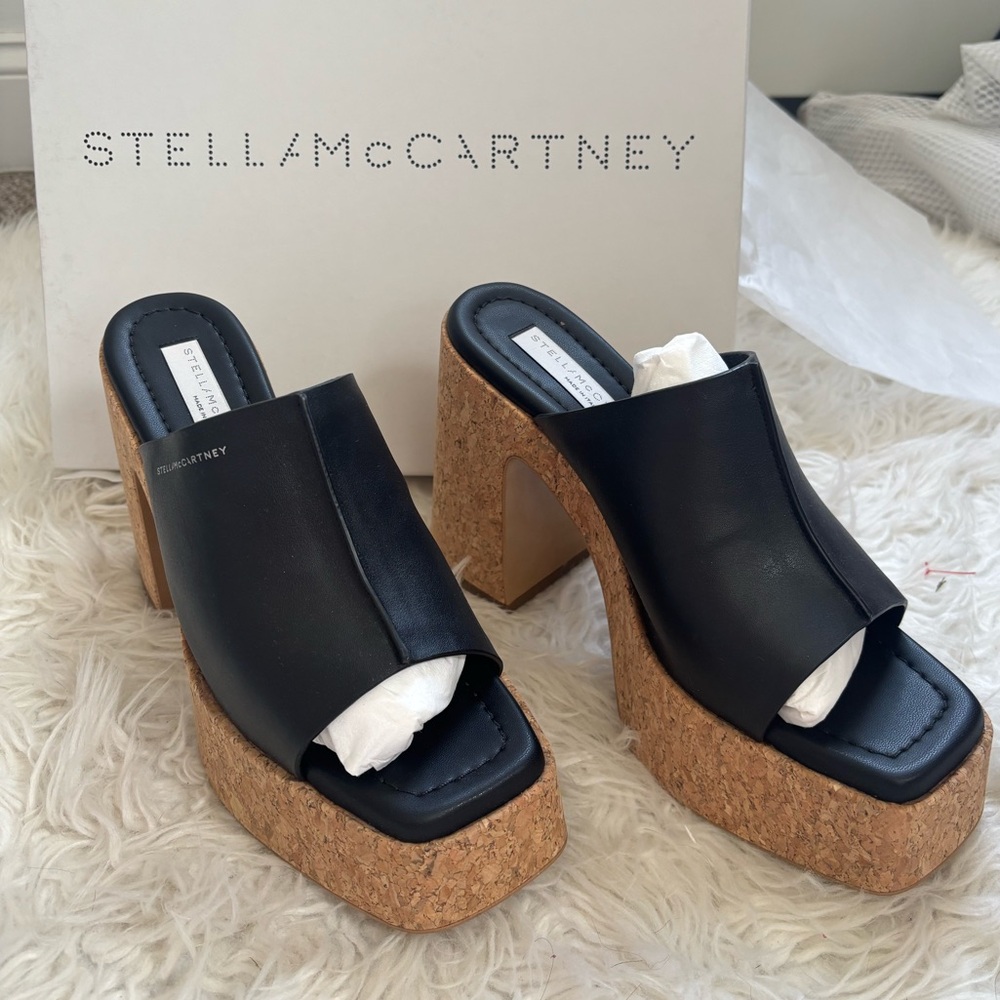 NWT Stella McCartney Black Leather Skyla Cork Platform Sandals